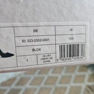 manolo blahnik velvet crepe the chine black 36 new